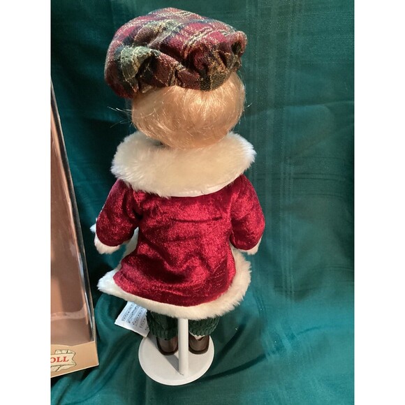 The Collector’s Choice By Dan Dee 18” Porcelain Boy Doll Blonde Caroler In Box - Picture 6 of 16
